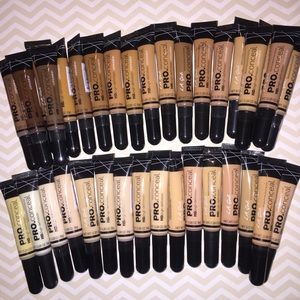 35 LOT L.A. GIRL PRO CONCEAL BUNDLE